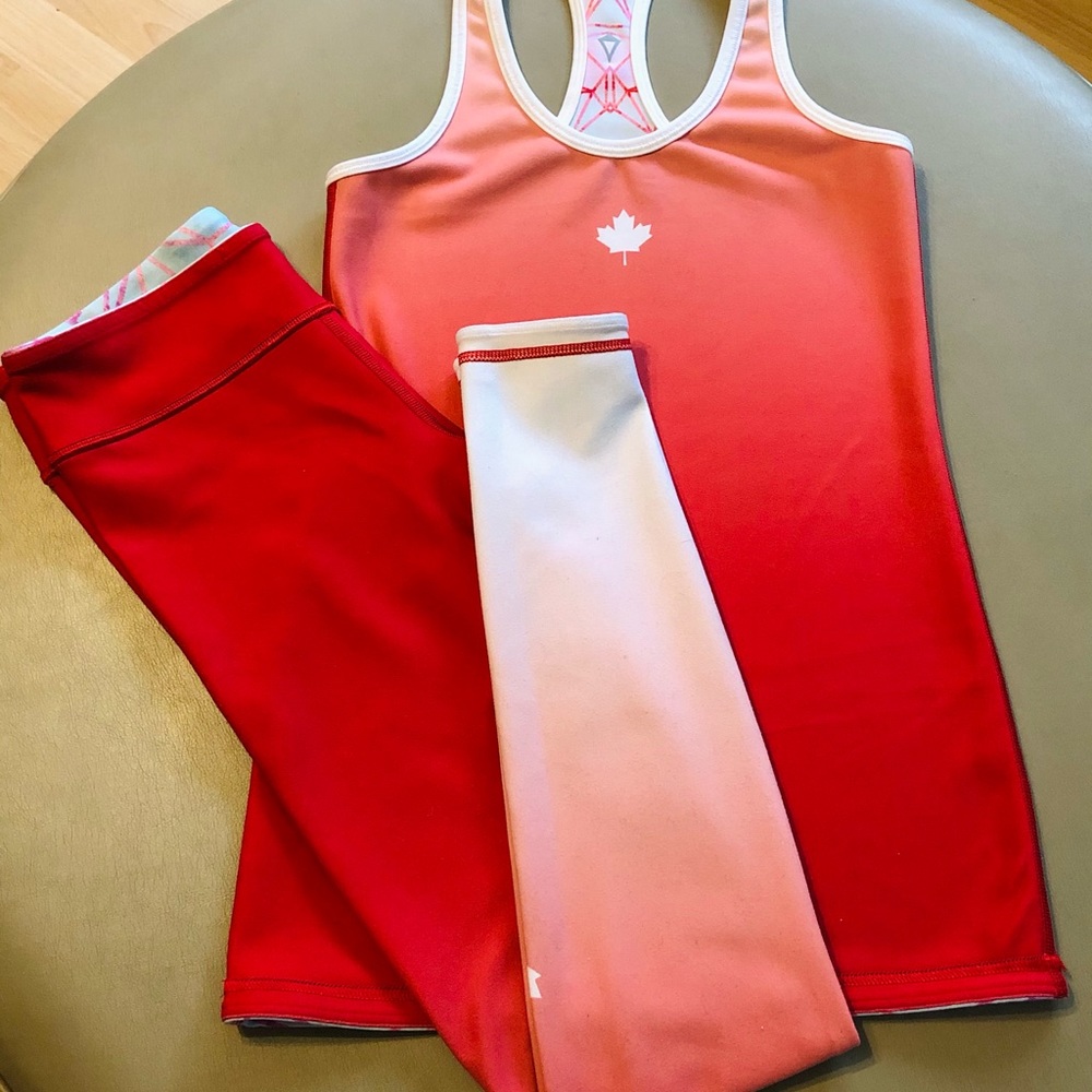 Ivivva Canadian Reversible Set - Picture 2 of 4